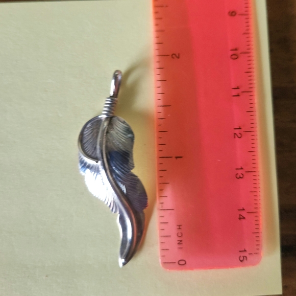 Sterling feather pendant - Picture 2 of 4